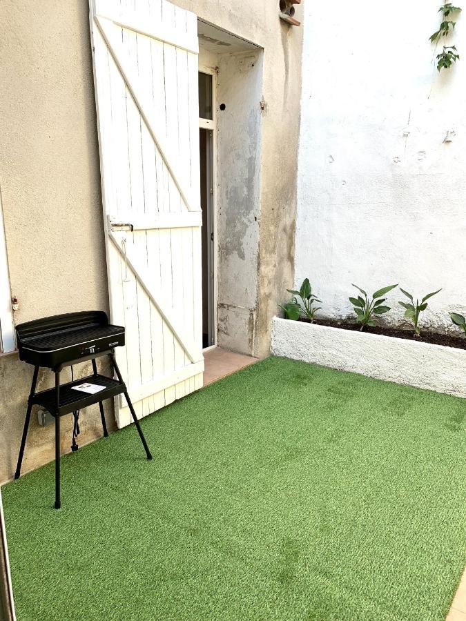 Appartement Atypique Cosy Entre Terre & Mer Marselha Exterior foto