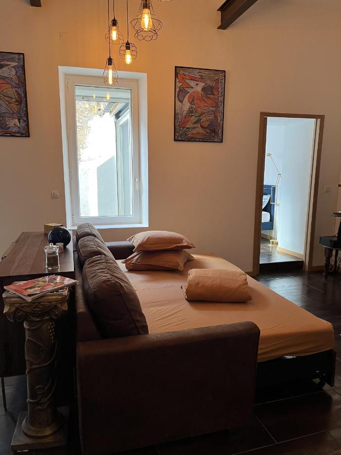 Appartement Atypique Cosy Entre Terre & Mer Marselha Exterior foto